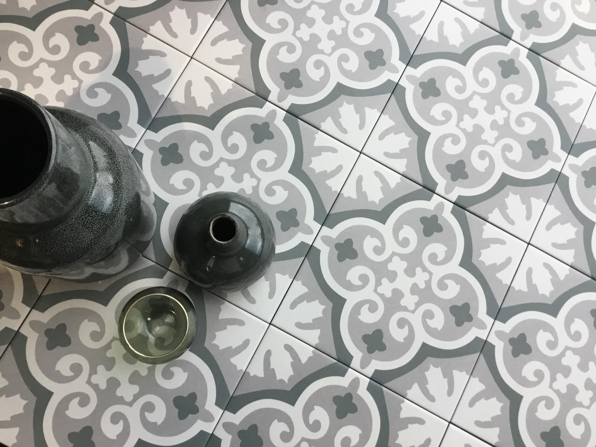 Illustration de MADELAINE Ambiance