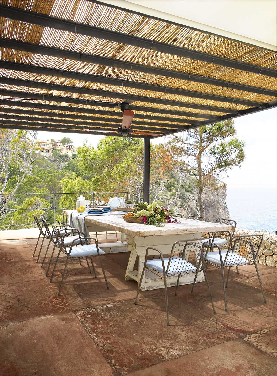 Illustration de IZMIR Ambiance